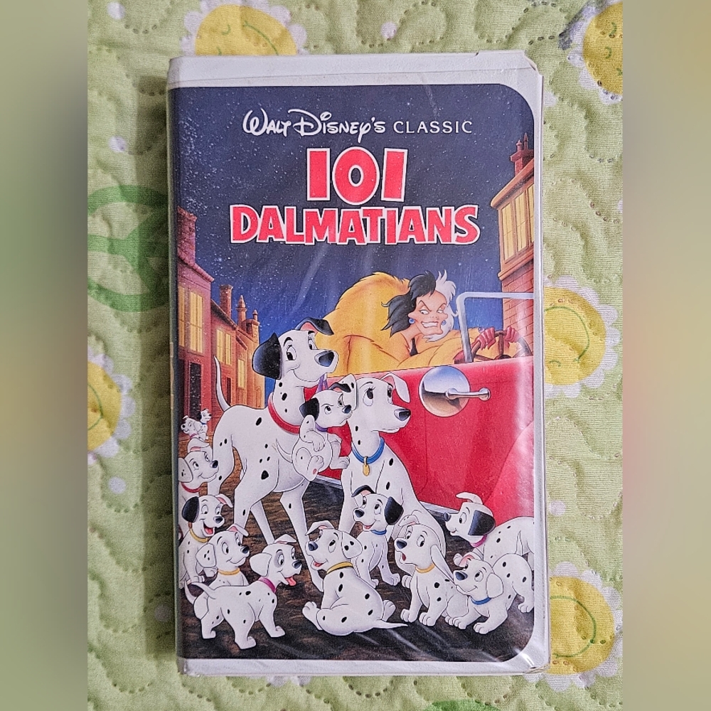 VTG Walt Disney's Classic 101 Dalmatians Black Diamond VHS Home Video 79 Minutes
